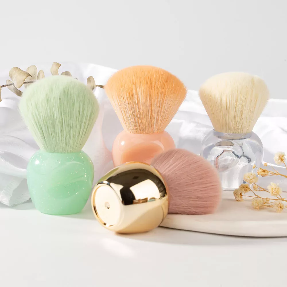 Blush жалғыз макияж щеткасы